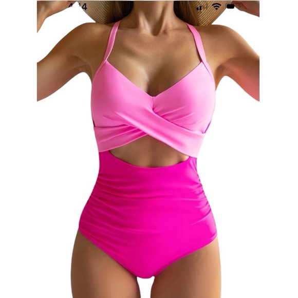 Eomenie One Piece Swimsuit Pink Size M - Picture 8 of 8